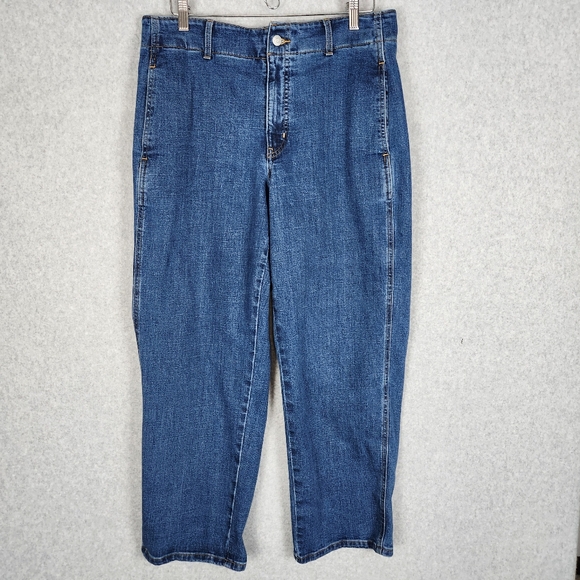 Banana Republic Denim - Banana Republic High Rise Straight Fit Relaxed Jeans Size 31/12 EUC